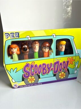 2014 Scooby-Doo PEZ Mystery Machine Gift Set – Daphne Scooby Shaggy Velma Fred